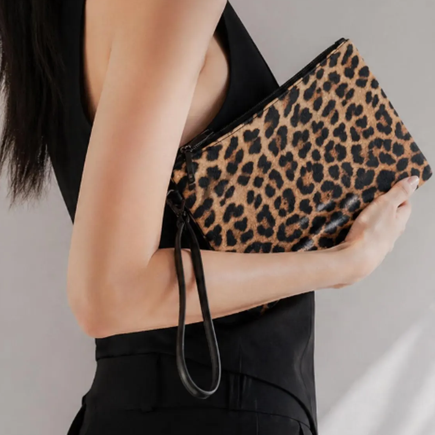 Warm Multi-Tone Leopard Print Flat Rectangular Wrist Clutch With Detachable Black Wrist Loop And Full Top Metallic Zip Closure Hardware Leather Bag